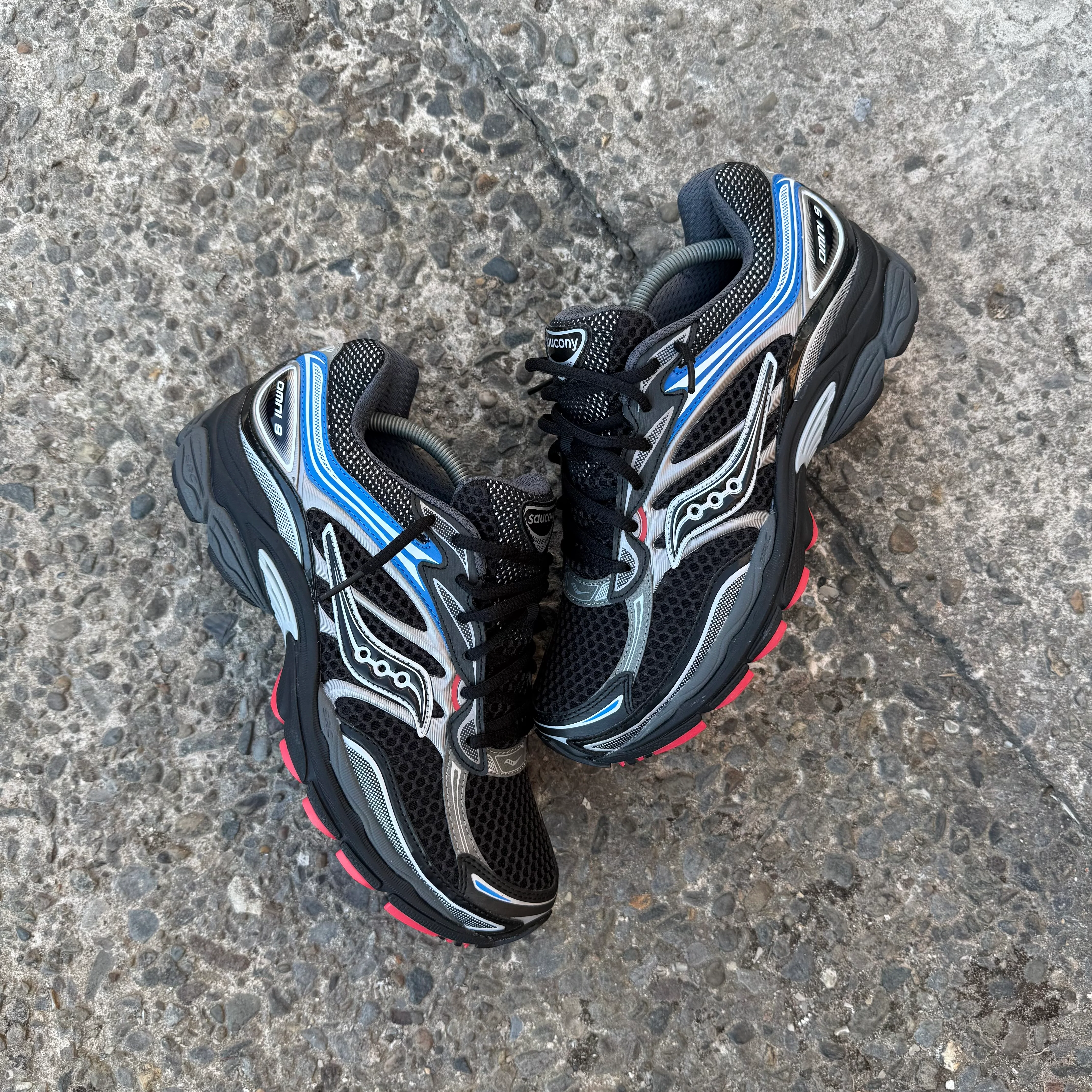 SAUCONY PROGID OMNI 9 - BLACK MULTI - Image 3